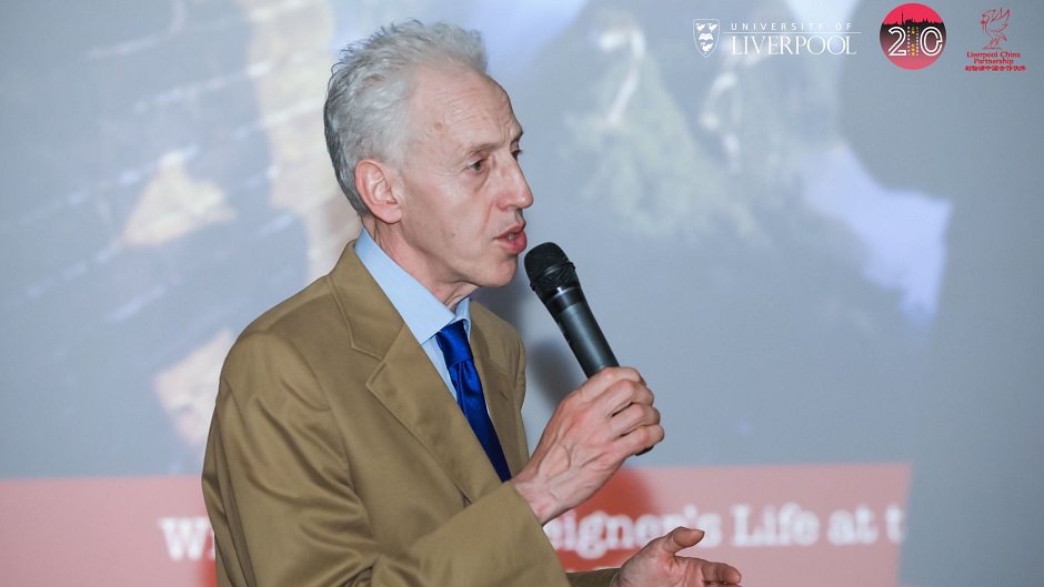 Walking the Wall: Liverpool alumnus shares his experiences